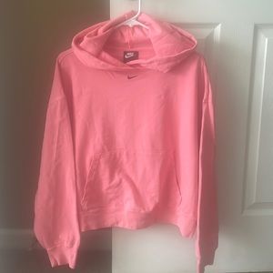 Cropped oversized Nike hoodie